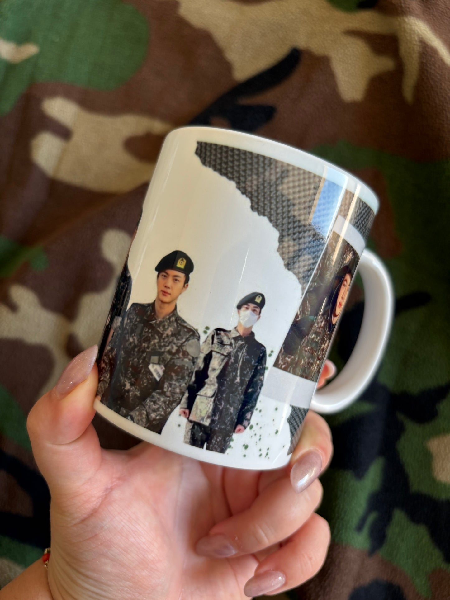 Tazza - Military wife JIN