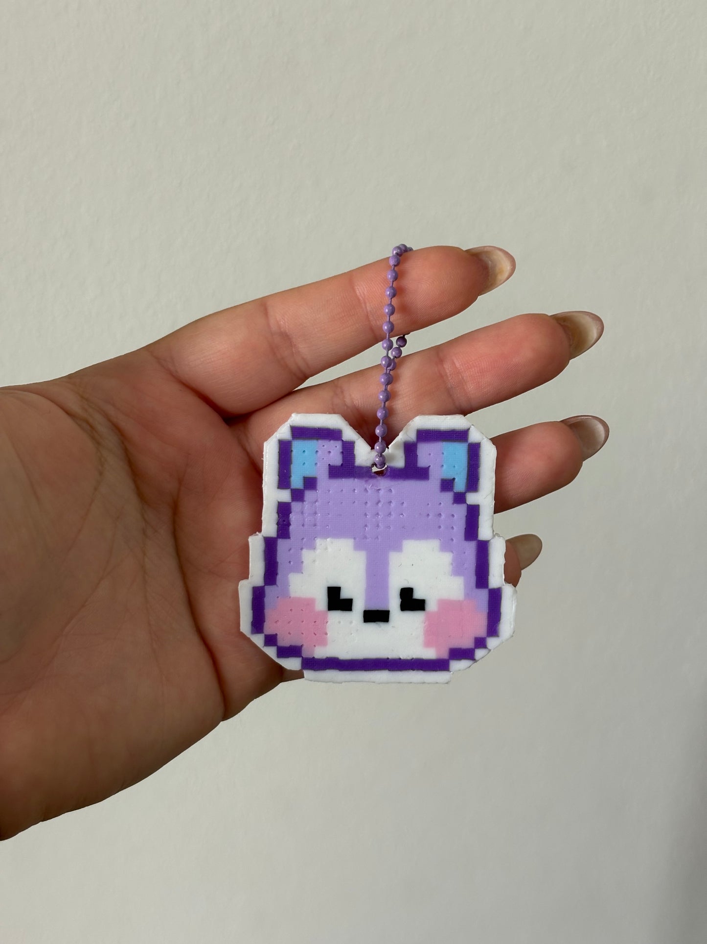 Pixel charm - BT21