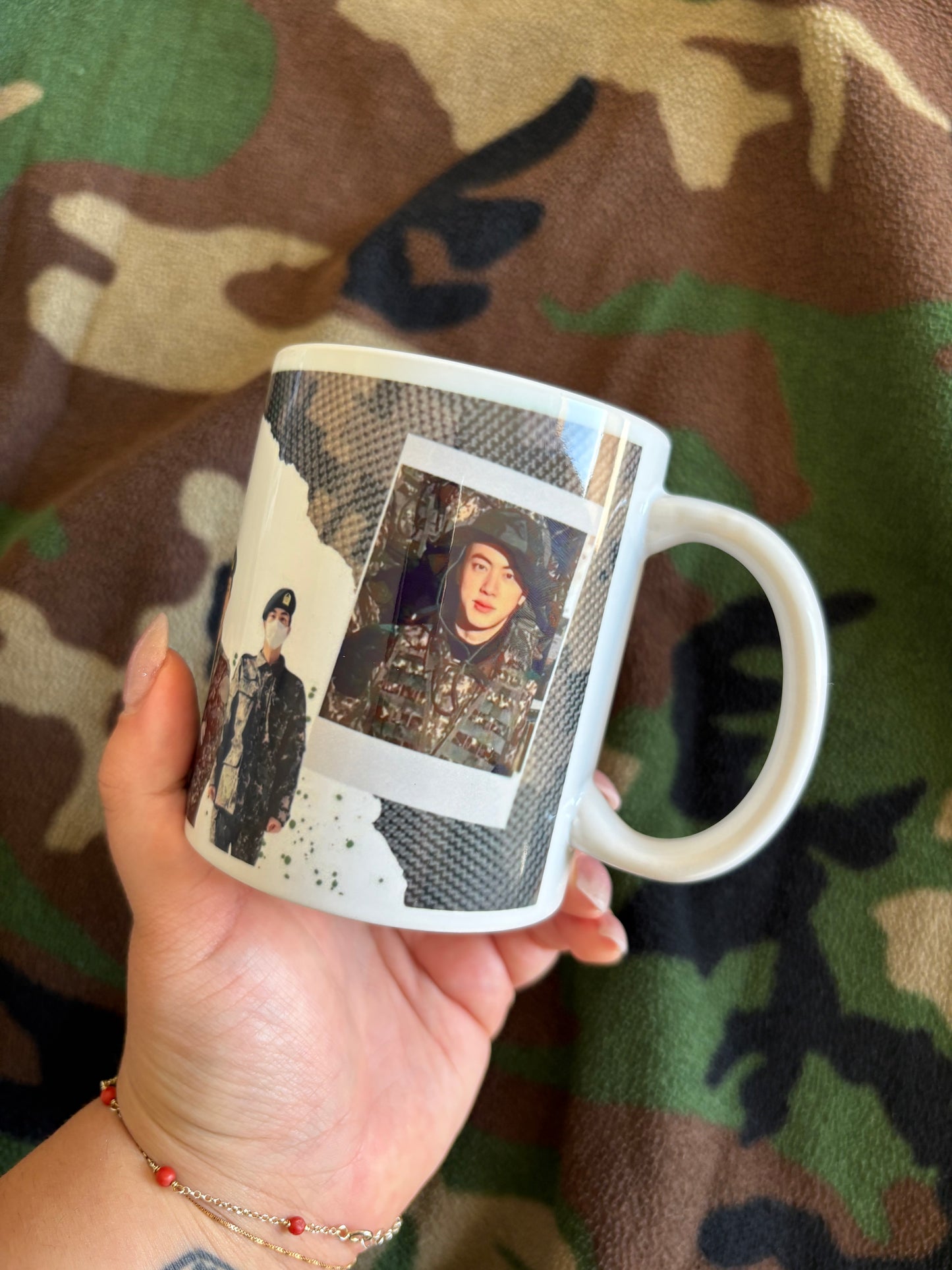 Tazza - Military wife JIN