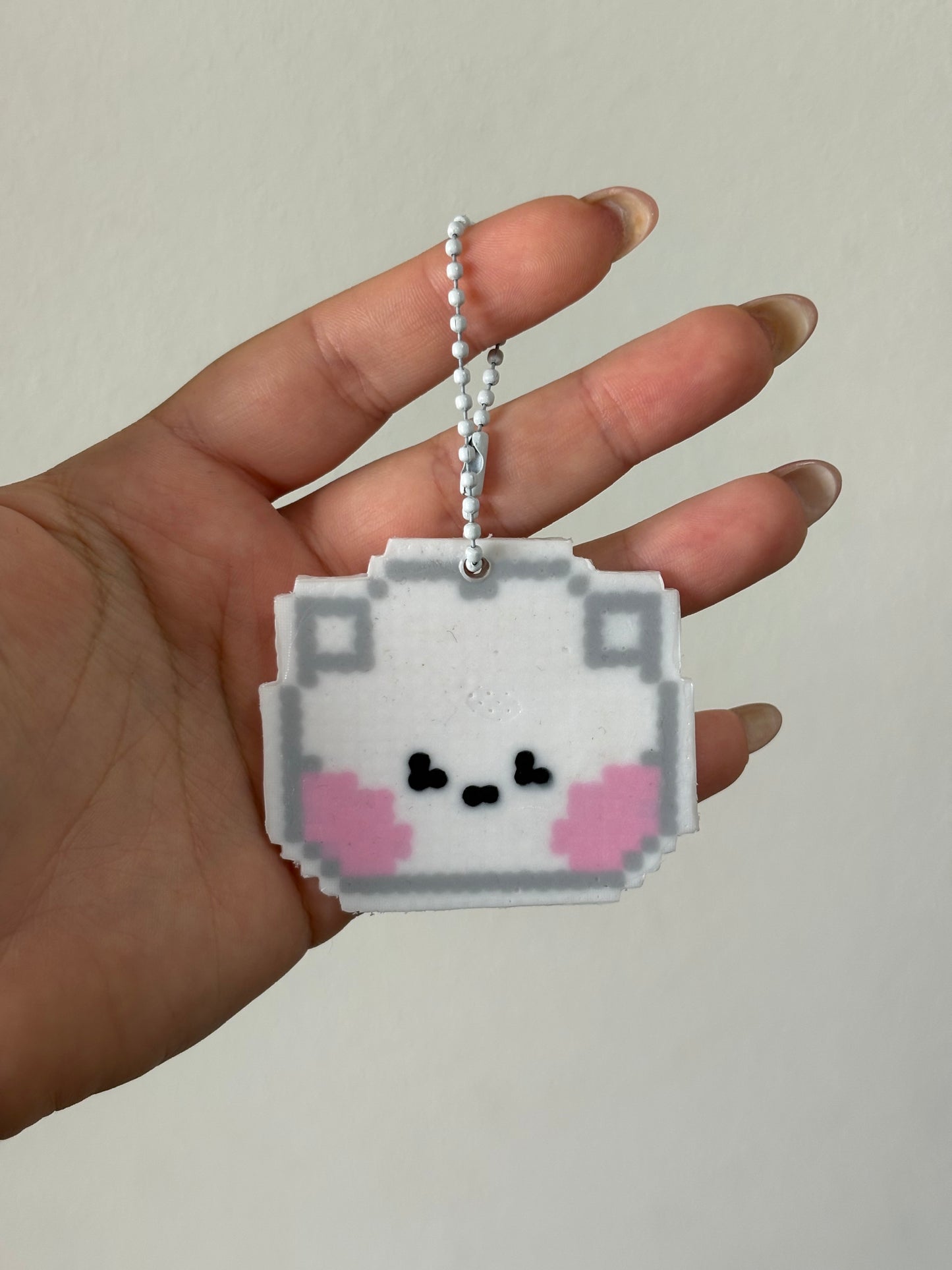 Pixel charm - BT21