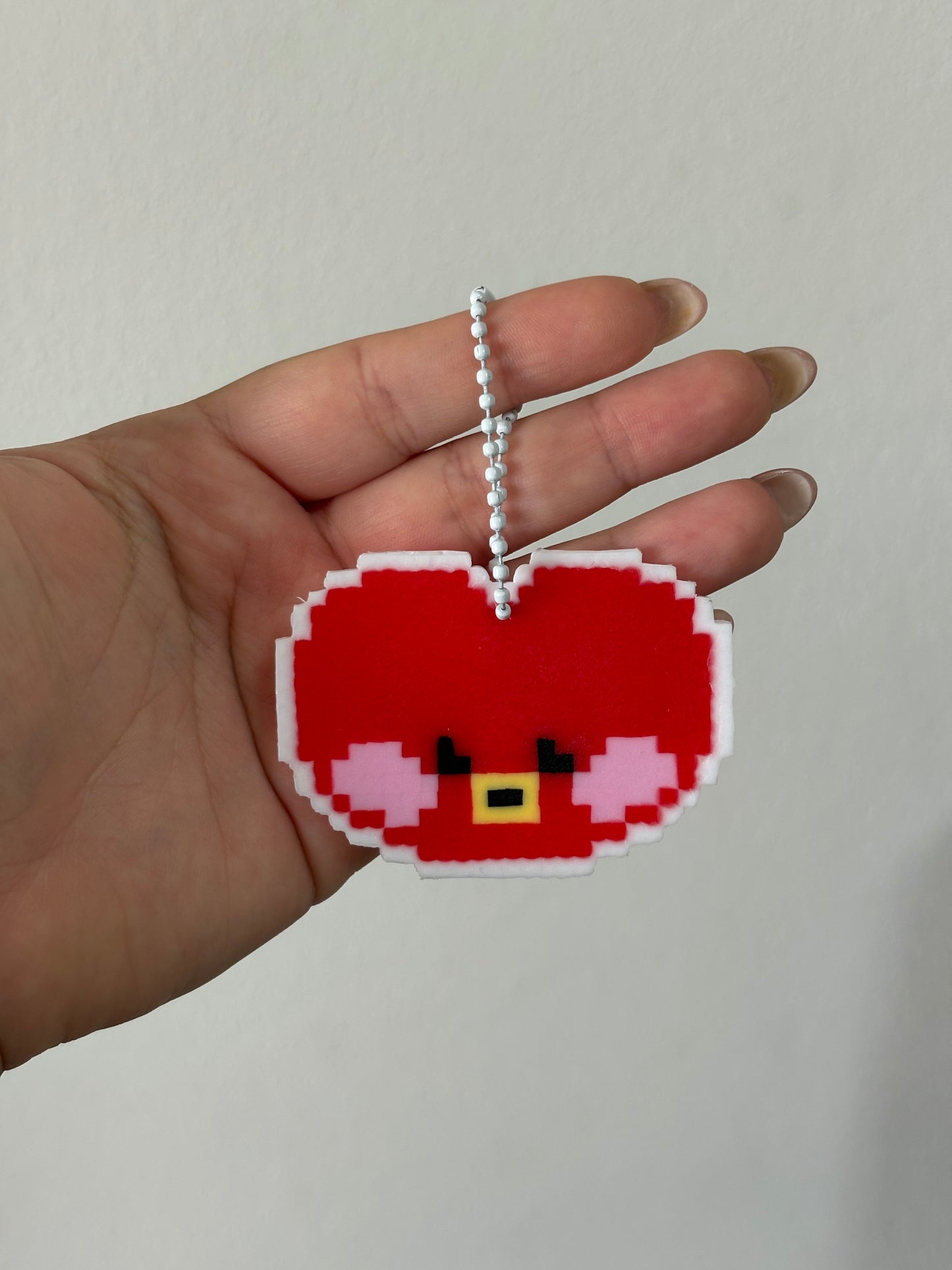 Pixel charm - BT21