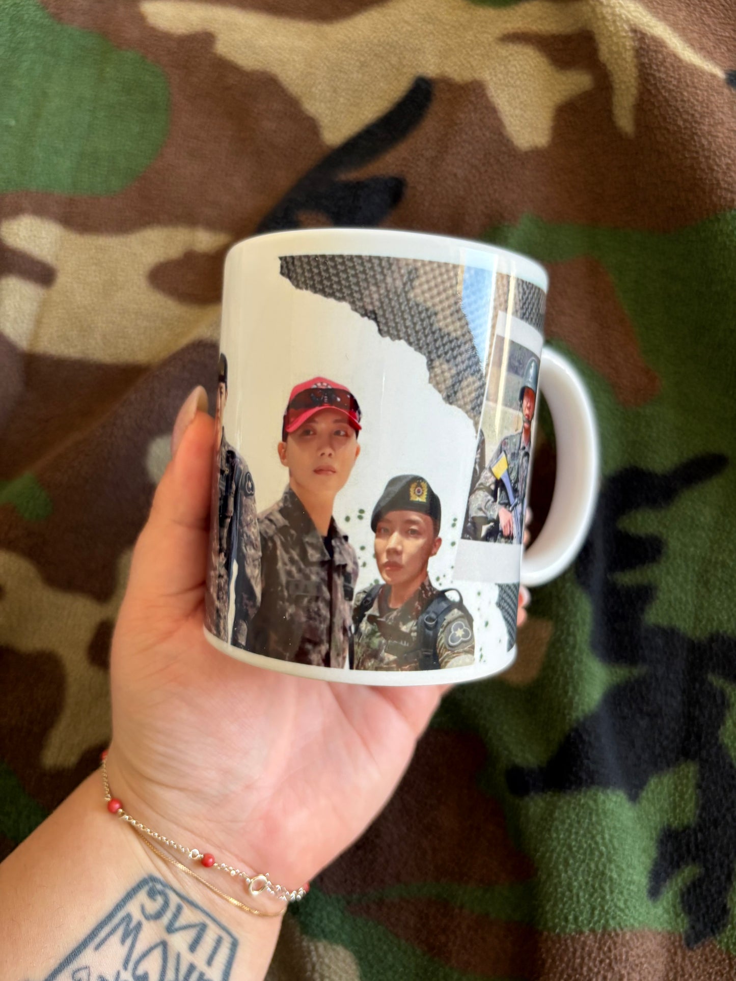 Tazza - Military wife J-HOPE